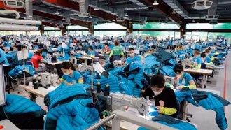 Ngành dệt may Việt nâng cao năng lực cạnh tranh trước áp lực tái cấu trúc sâu