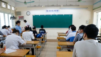 Loạt thí sinh có tổng điểm xét tuyển rất cao nhưng lại trượt tốt nghiệp năm 2025