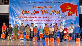 Giao lưu văn nghệ kỷ niệm 78 năm Ngày Thương binh - Liệt sĩ và chào mừng Đại hội Đảng các cấp 