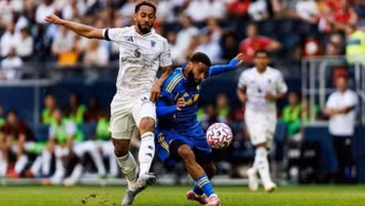 Man Utd hòa đội vừa trở lại Ngoại hạng Anh