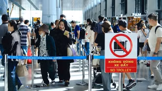 Tân Sơn Nhất đón kỷ lục 140 nghìn khách ngày cuối nghỉ Tết Dương lịch