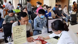 Hộ kinh doanh "chạy đua" kỳ kê khai thuế đầu tiên