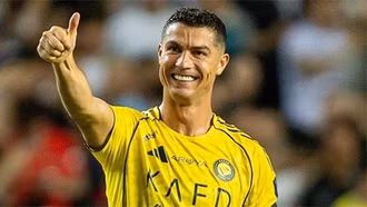 Top 5 cầu thủ ghi nhiều bàn thắng nhất sau tuổi 30: Ronaldo sắp phá kỷ lục của huyền thoại Arsenal