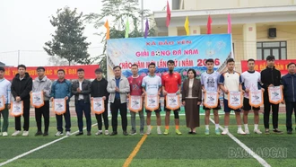 Khai mạc Giải bóng đá nam xã Bảo Yên chào đón năm mới 2026