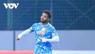 Xuân Son tập riêng, ĐT Việt Nam chưa đủ quân số trước trận gặp Malaysia