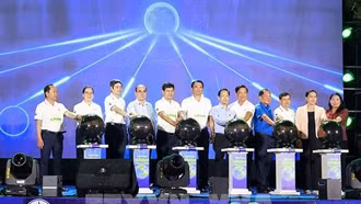 Cả nước tiết kiệm khoảng 463.000 kWh điện trong Giờ Trái đất 2026