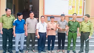 Khánh Yên tiếp nhận 2 cá thể rùa do người dân tự nguyện giao nộp