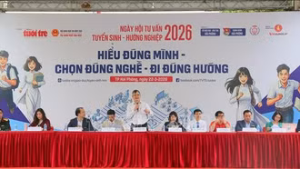 Tư vấn cho học sinh chọn ngành để ít bị AI tác động trong tương lai