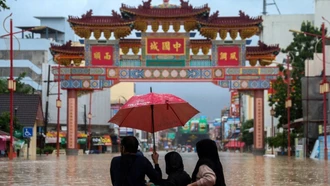 Miền Nam Thái Lan hứng chịu mưa lũ kỷ lục, Hat Yai sơ tán toàn bộ dân cư