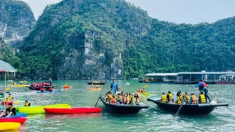 Xu hướng du lịch nào lên ngôi mùa cuối năm 2025?