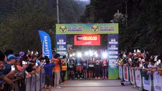 Xã Mù Cang Chải và Công ty TNHH Việt Jungle đánh giá công tác chuẩn bị Giải chạy Marathon 2025