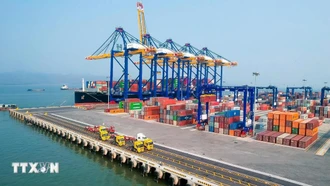 Xuất khẩu 2026: Áp lực từ "gió ngược" toàn cầu và lời giải tăng cường nội lực