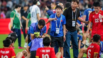 HLV Kim Sang-sik không chia tay Việt Nam, sớm bận rộn lựa chọn nhân tài cho đội tuyển