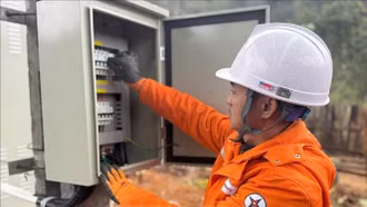 Hệ thống điện vận hành an toàn, ổn định trong dịp Tết Nguyên đán