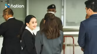 Thủ tướng Thái Lan bị đình chỉ Paetongtarn Shinawatra ra hầu tòa
