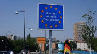 Đức mở rộng kiểm soát biên giới để hạn chế người di cư