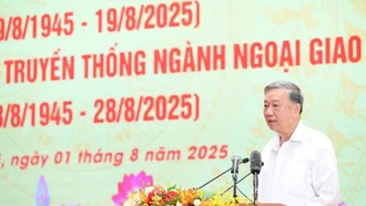 Tổng Bí thư Tô Lâm dự gặp mặt kỷ niệm 80 năm Ngày truyền thống Công an nhân dân và ngành Ngoại giao