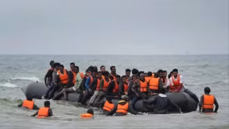 Hướng đi nhân đạo trong thỏa thuận hoán đổi người di cư Anh - Pháp