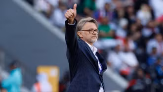 Báo Trung Quốc đề cử HLV Troussier cho đội tuyển quốc gia