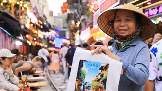 Việt Nam đầy cuốn hút trong con mắt nhà văn nước ngoài