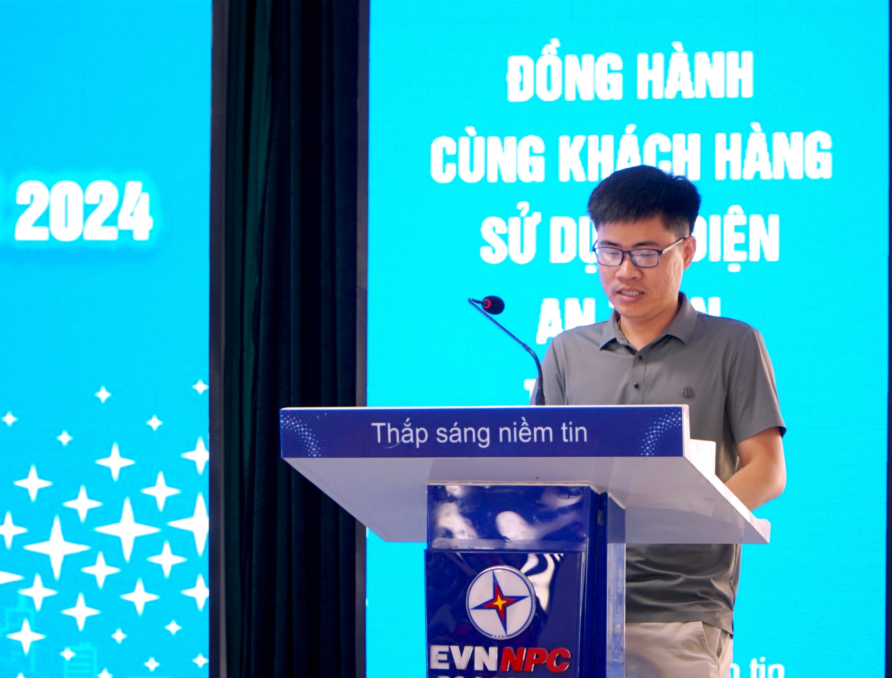 Đại diện các đơn vị vận hành thủy điện nêu ý kiến. img-20250509-130548.jpg
