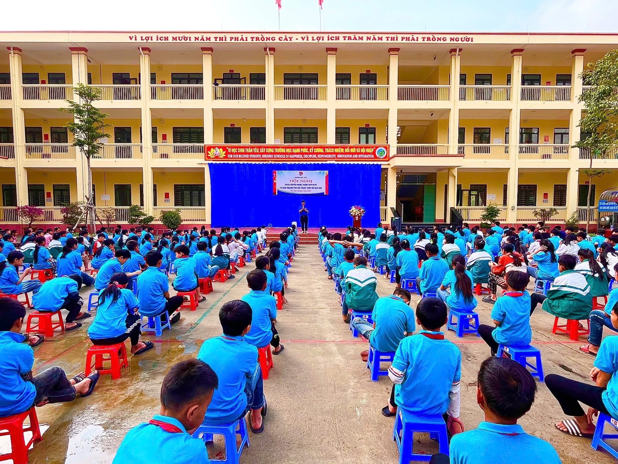 Hội nghị tuyên truyền diễn ra tại các trường học. img-0943.jpg