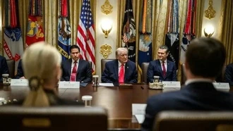 Mỹ dự kiến đưa 4 phi hành gia bay quanh Mặt trăng vào năm 2026