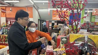 Thị trường quà Tết Bính Ngọ 2026: Hàng Việt chiếm ưu thế