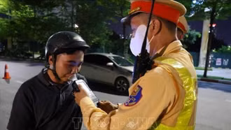 Đồng loạt kiểm tra nồng độ cồn từ mùng 1 Tết