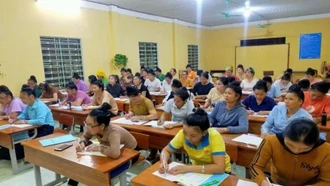 Từ nương rẫy đến bảng đen - hành trình xoá mù chữ ở Phúc Sơn