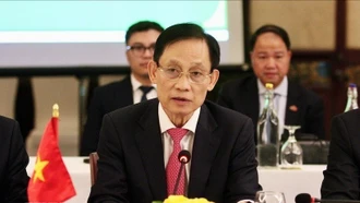 Việt Nam sẵn sàng đóng góp tích cực cho các nỗ lực duy trì hòa bình khu vực