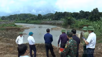Cam Đường chủ động phòng ngừa sạt lở, ngập úng trong mùa mưa bão