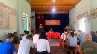 Phó Chủ tịch Thường trực HĐND tỉnh Vũ Quỳnh Khánh dự sinh hoạt Chi bộ thôn Bảo Nhai