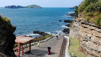 Hàn Quốc mở lại cảng quốc tế Jeju sau 57 năm