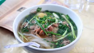 Việt Nam lọt top 4 quốc gia có nền ẩm thực hàng đầu thế giới