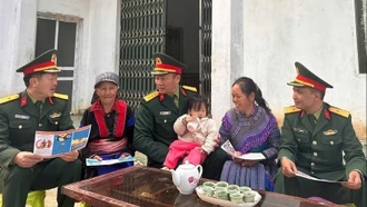 Xây đắp niềm tin cho đồng bào nơi biên cương