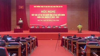 Tiếp xúc cử tri tại Bảo Yên: Không khí dân chủ, cởi mở trước ngày bầu cử