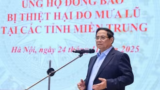 Thủ tướng: Cần nguồn lực lớn và nhiều thời gian để khắc phục hậu quả mưa lũ