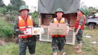 Gần 1.390 tỷ đồng đăng ký ủng hộ đồng bào vùng bão qua Ban Vận động cứu trợ Trung ương