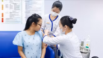 Việt Nam lần đầu tiên triển khai tiêm vaccine phòng virus hợp bào hô hấp