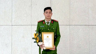 Trung úy Lạc Chung Hiếu khẳng định bản lĩnh trên mặt trận bảo vệ nền tảng tư tưởng của Đảng