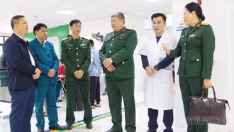 Kiểm tra công tác khám tuyển nghĩa vụ quân sự tại xã Mường Khương