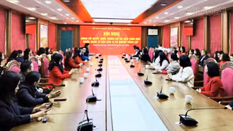 Phường Lào Cai công bố quyết định thành lập và kiện toàn viên chức quản lý các đơn vị sự nghiệp công lập