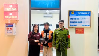 Học sinh nhặt được hơn 84 triệu đồng, chủ động giao nộp Công an để trả lại người đánh rơi