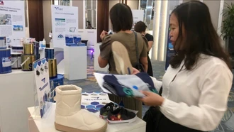 Người Việt chi hơn 7 triệu tỷ đồng cho tiêu dùng và dịch vụ trong năm 2025