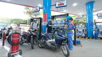 PVOIL bán thí điểm gần 10 nghìn lít xăng E10 trong ngày đầu tiên