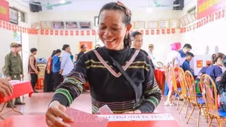 Truyền thông quốc tế đưa tin đậm nét về "Ngày hội non sông" của Việt Nam