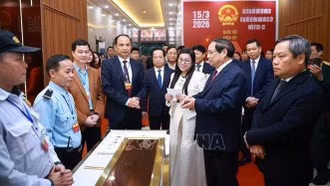 Thủ tướng Phạm Minh Chính bỏ phiếu bầu cử tại phường Tây Hồ, Hà Nội