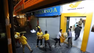 Bưu điện Việt Nam xây dựng phương án hỗ trợ miễn phí vận chuyển hàng hóa cứu trợ vùng lũ