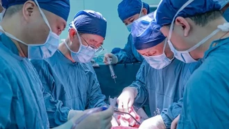 Trung Quốc công bố ca ghép gan lợn trên người đầu tiên sống lâu nhất thế giới
